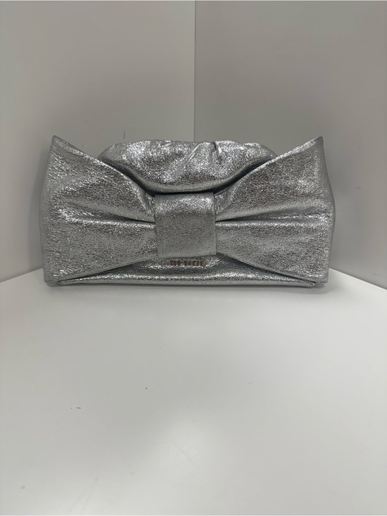 Ted Baker London Handbags - Ted Baker Bow Clutch Bag in Silver